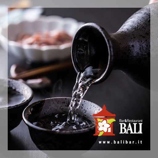 Sake il vino di riso giapponese