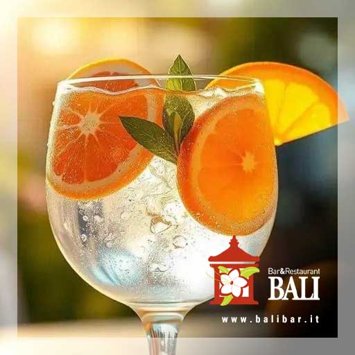 Gin Tonic, il classico intramontabile Gin Tonic, il classico intramontabile